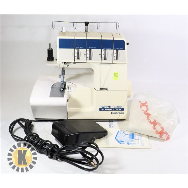 WHITE SUPER LOCK SERGER MACHINE