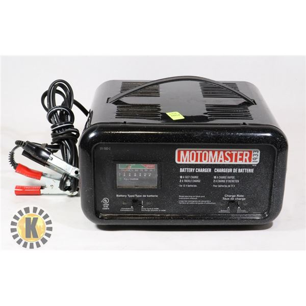 MOTOMASTER BATTERY CHARGER