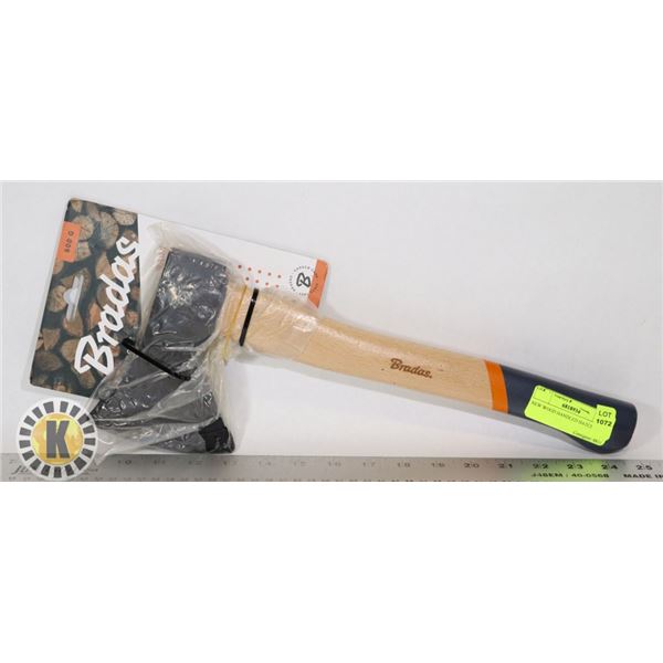 NEW WOOD HANDLED HATCHET