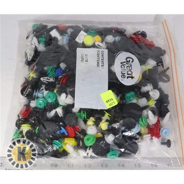 LARGE BAG OF ASSORTED AUTOMOTIVE REPLACEMENT CLIPS