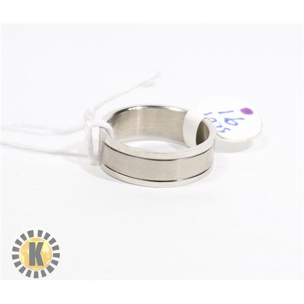STAINLESS STEEL RING- NEW (77)
