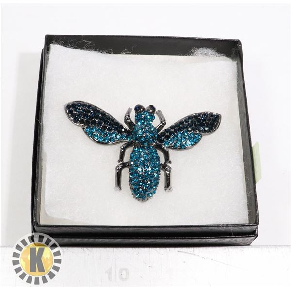 LARGE WASP RHINESTONE BROOCH