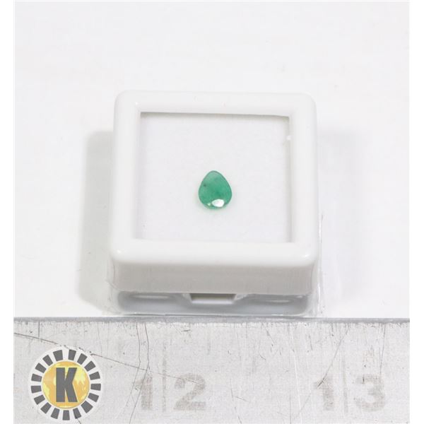 x1 GENUINE EMERALD GEMSTONE