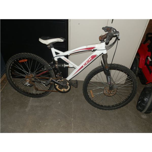 CCM Shimano 21 Speed Bike