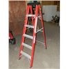 Image 1 : 6 foot  Fiberglass Ladder
