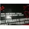 Image 2 : 4 Ton Portable Hydraulic Jack