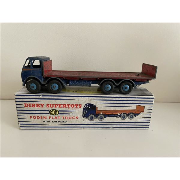 Dinky Toys, 903 Foden Flat Truck with Tailboard. Ref: Beeb