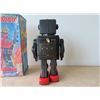 Image 6 : Vintage SH Horikawa Battery Operated Dino-Robot Tin Toy, Japan Godzilla Monster. Ref: Neeb