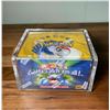 Image 2 : Pokemon Cards 1999 Base Set Unlimited Blue Wing Booster Box - Factory Sealed.  Ref: Nood