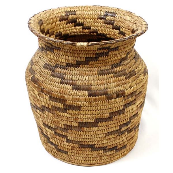 Vintage Pima Stairstep Design Basket