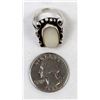 Image 7 : Vintage Navajo Sterling Mother of Pearl Ring, 6.5