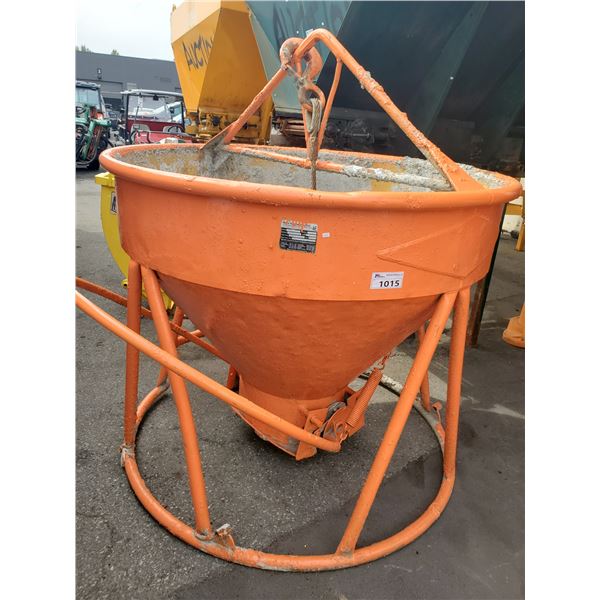 GAR-BRO MODEL #440-R CONCRETE BUCKET