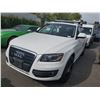 Image 1 : 2011 AUDI Q5 2.0T QUATTRO, 4DR SEDAN, WHITE, VIN # WA1LFCFP1BA023957