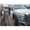 Image 2 : 2011 FORD F-550 XLT, 2DR FLAT DECK TRUCK, WHITE, VIN # 1FD0X5HT0BEC55238