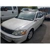 Image 1 : 2002 TOYOTA AVALON XL, 4DR SEDAN, WHITE, VIN # 4T1BF28B92U227056