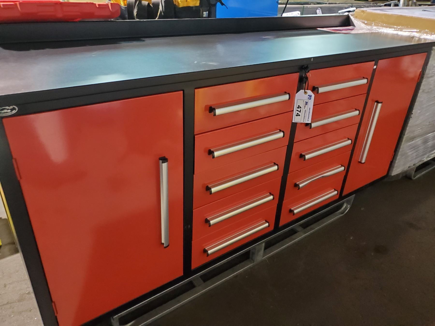 *SL LOC* 7' WORK BENCH WITH 10 DRAWERS, 2 CABINETS ANTI-SLIP LINING ...