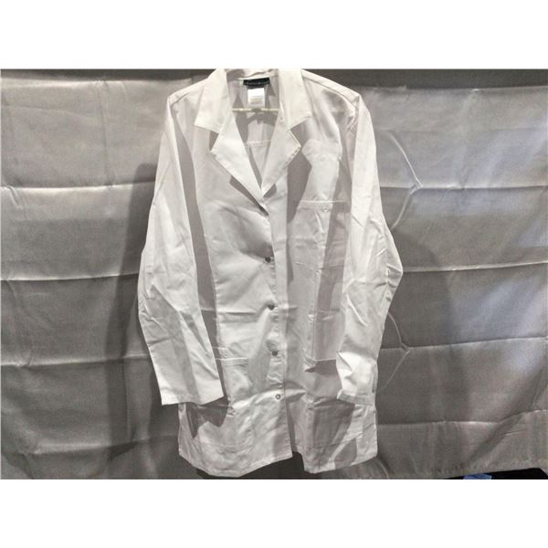 Cherokee Lab Coat (L)