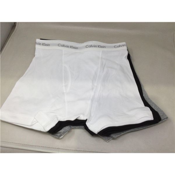 Lot of 7pairs Calvin Klein Boxer Briefs (M)