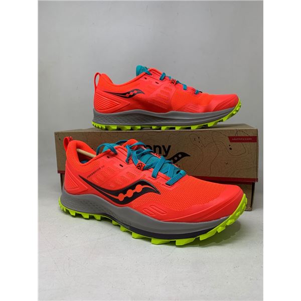 NEW Womans Saucony running shoes - size 9