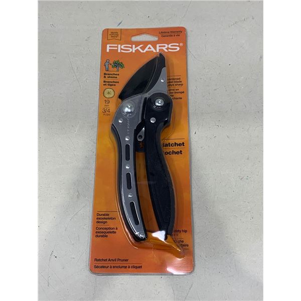 Fiskars branch and stem cutters (19mm)