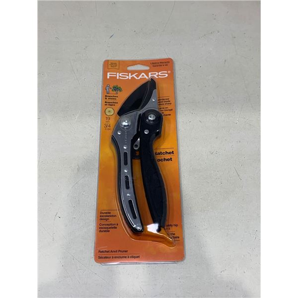 Fiskars branch and stem cutters (19mm)