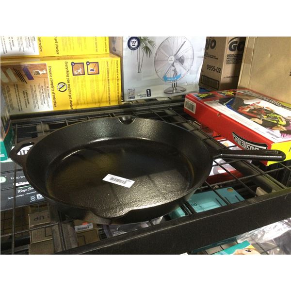 AmazonBasics Pre-Seasoned Cast Iron Skillet Pan