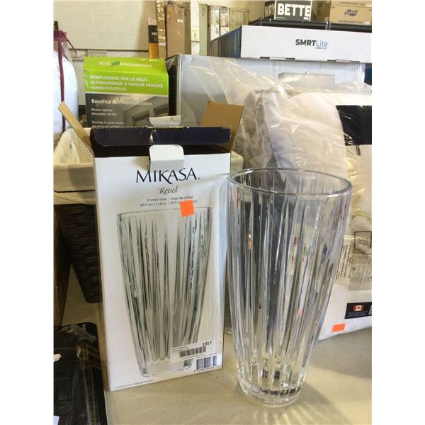 Mikasa Revel Crystal Vase (11.8in)