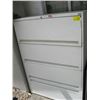 Image 1 : 4 DRAWER LATERAL FILING CABINET
