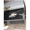 Image 2 : 2 DRAWER LATERAL FILING CABINET