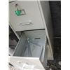 Image 2 : 4 DRAWER LETTER SIZE FILING CABINET