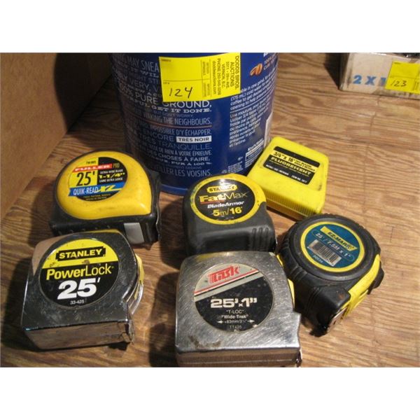 CONTAINER OF TAPE MEASURES