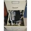 Image 2 : 2 DRAWER LEGAL FILING CABINET
