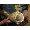 Image 2 : LOT OF MERCEDES CAR PARTS