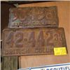 Image 1 : BRITISH COLUMBIA 1933 & 1936 LICENCE PLATES