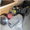 Image 1 : LG. LOT OF MISC. TOASTER, KETTLES, LAMP, ETC.