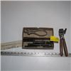 Image 1 : IDEAL RELOADING TOOL & A BULLET MOLD