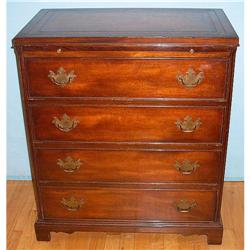 Mahogany 4 Drawer Bachelors Chest with Pullout #1798362