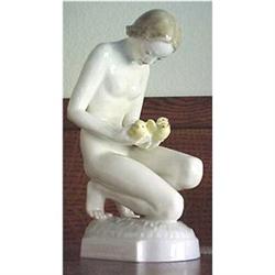 Hutschenruether female figural with chicks #1821549