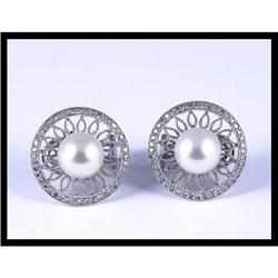 Stunning 14K White Gold Diamond and Pearl #1844331