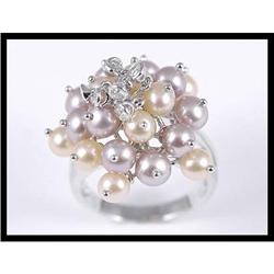 Rich 18K White Gold Pearl and Diamond Ring #1844363