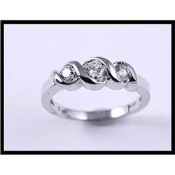 Lovely 14K White Gold Diamond Ring #1844539