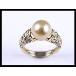 Elegant 14K Yellow Gold Pearl and Diamond Ring #1844546