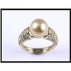 Image 1 : Elegant 14K Yellow Gold Pearl and Diamond Ring #1844546