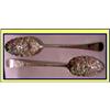 Image 1 : 2 GEORGIAN REPOUSSE SILVER BERRY SPOONS W MASKS#1845036