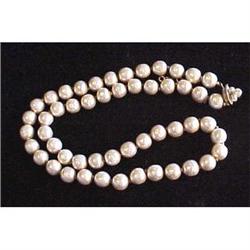 23" signed strand of Miriam Haskell pearls #1807816