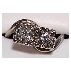 14K white gold  2 diamonds ring (approx 3/4 #1858938