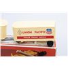 Image 2 : Lionel Freight and Operating Cars