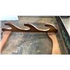 Image 2 : WOOD GUN RACK