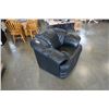 Image 2 : Black leather armchair