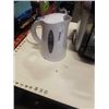 Image 2 : Keurig 2.0 and electric kettle